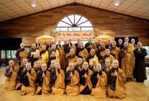 Тик Нат Хан о глубоком смысле, скрывающемся за монашескими правилами