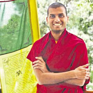 Буддийские монахи-трансгендеры работают для повышения осознанности и инклюзивности в Индии