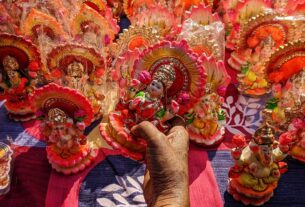 Дивали: Праздник в честь богини Лакшми и ее обещания процветания и удачи
